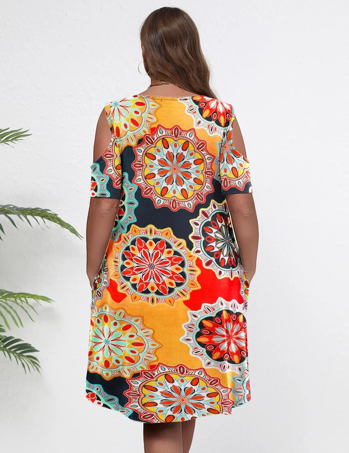 IN'VOLAND Women's Plus Size Summer Dress Short Sleeve Beach Floral Crew Neck Casual Mini Dresses with Pockets