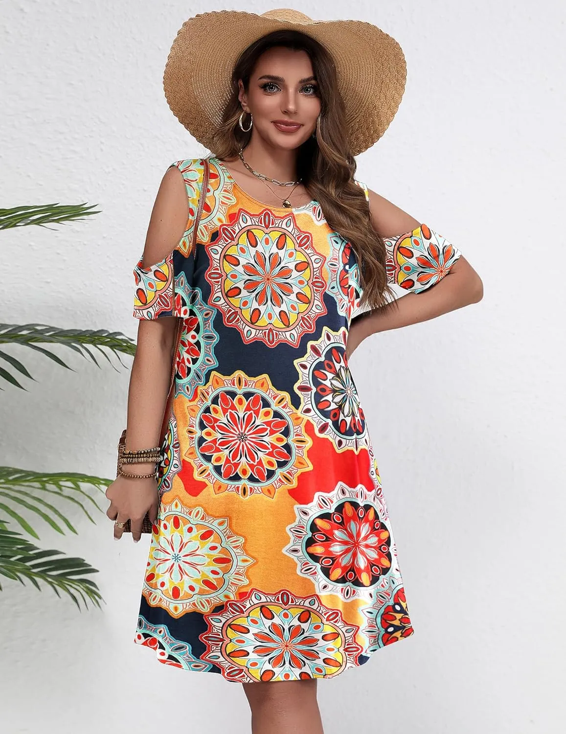 IN'VOLAND Women's Plus Size Summer Dress Short Sleeve Beach Floral Crew Neck Casual Mini Dresses with Pockets