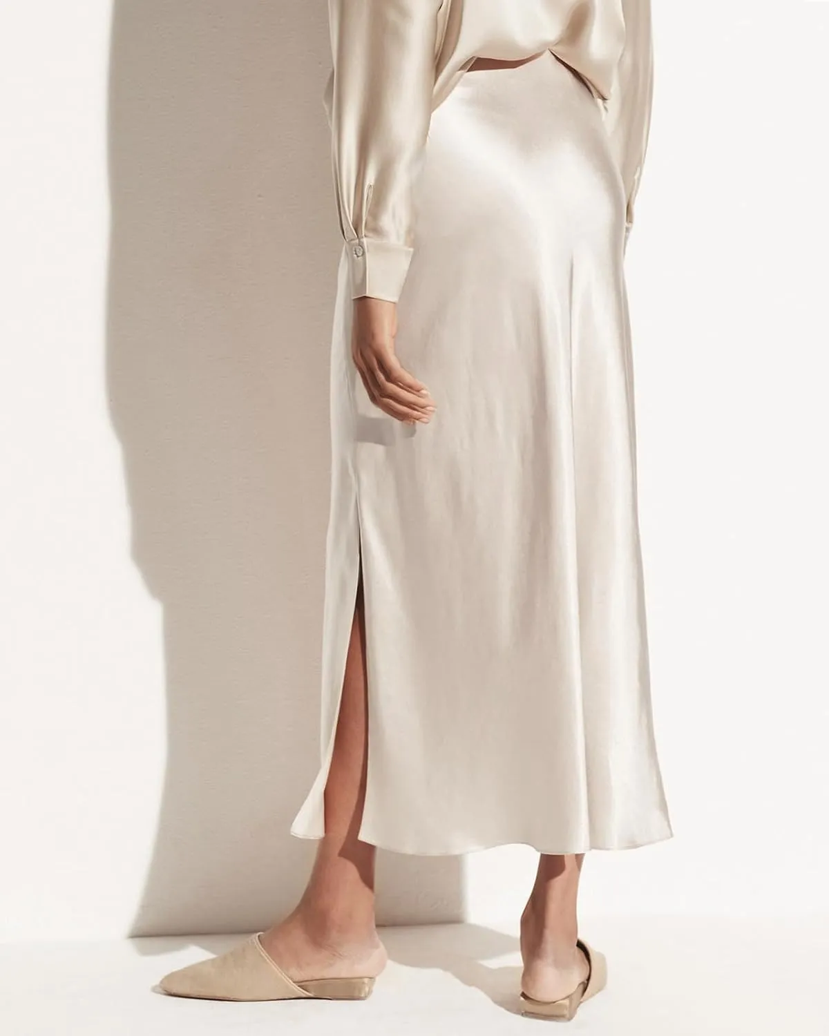 Women's 2025 Summer Satin Maxi Skirts High Waisted Spring Silk Casual A-Line Cocktail Party Long Skirt