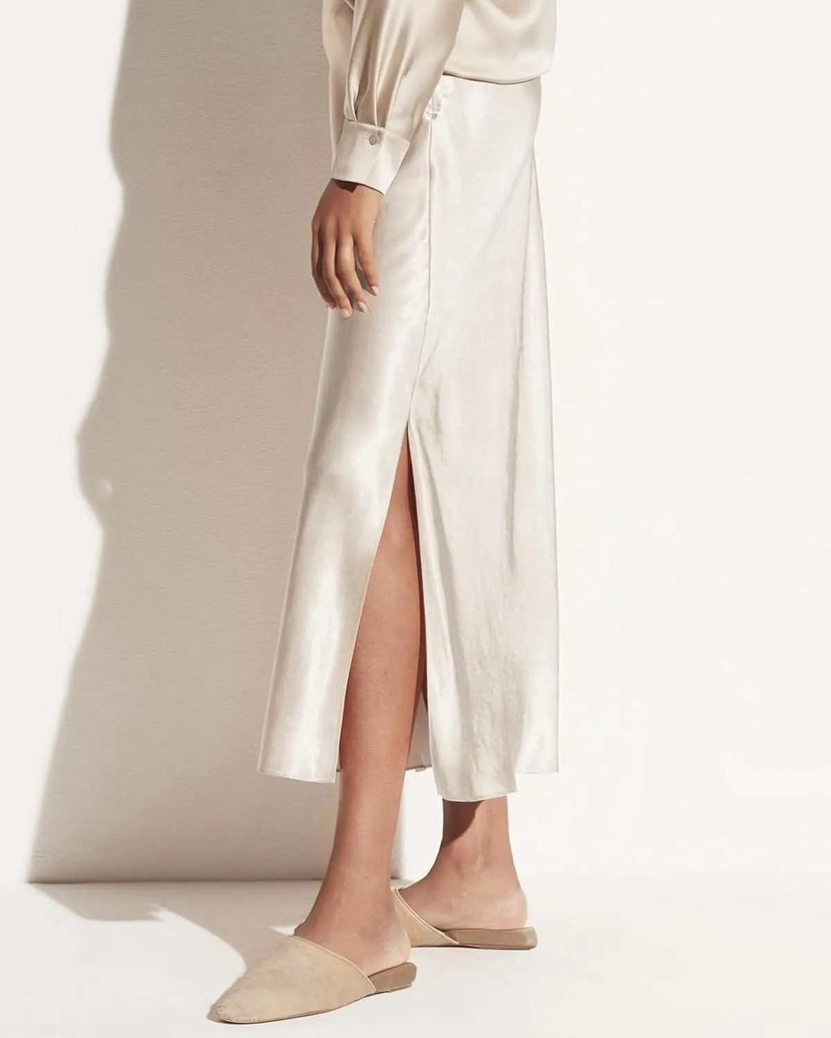 Women's 2025 Summer Satin Maxi Skirts High Waisted Spring Silk Casual A-Line Cocktail Party Long Skirt